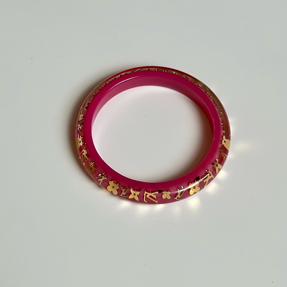 Louis Vuitton Pink Resin Gold Monogram Inclusion Bangle Bracelet - Picture 4 of 11